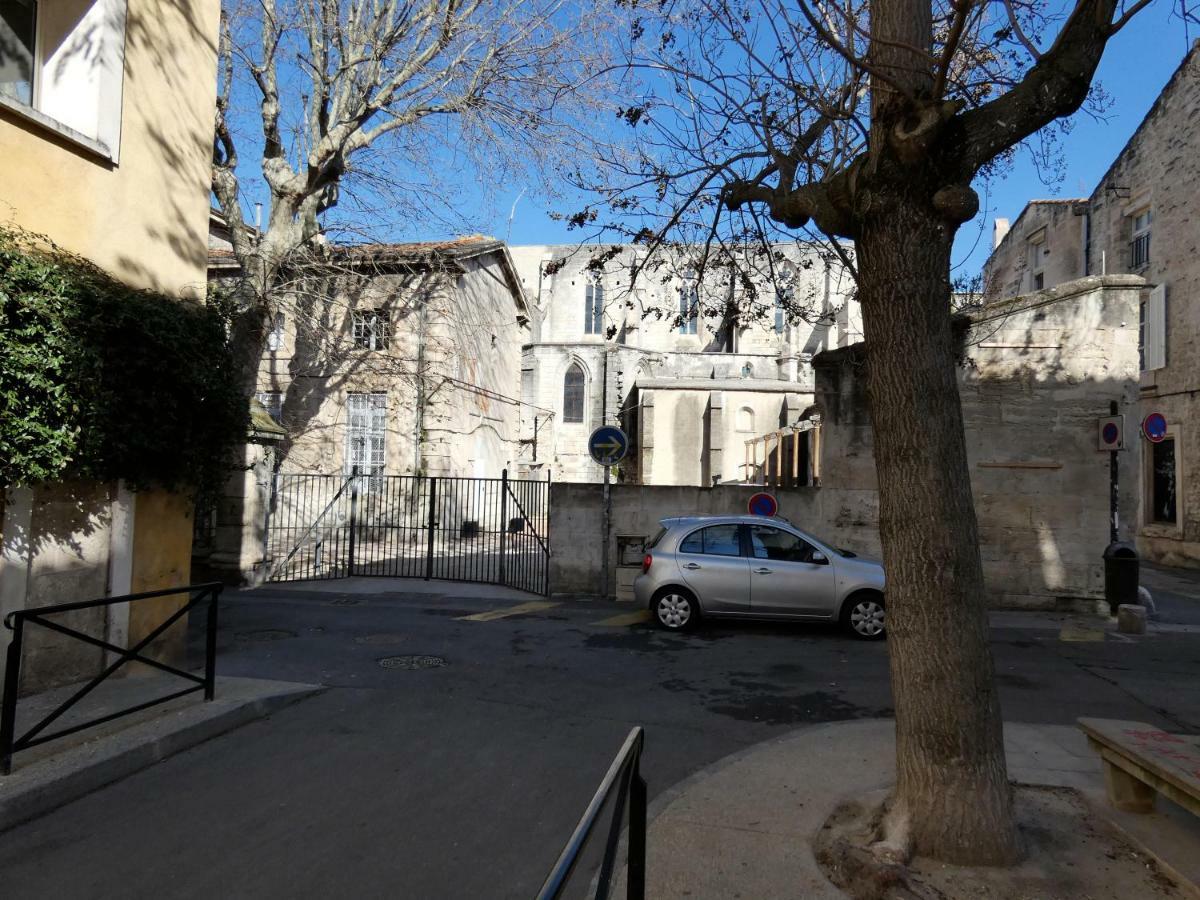 Arles Forum - Les Penitents Bleus Екстер'єр фото